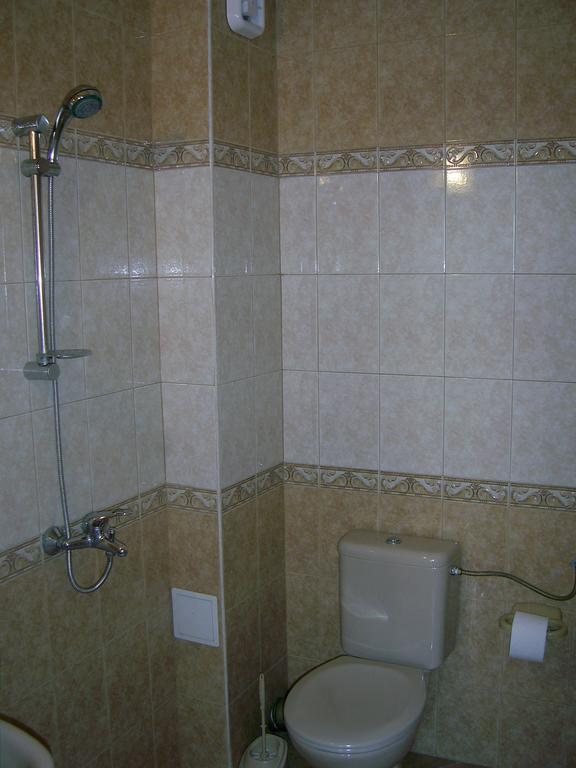 Sianie Guest House Равда Экстерьер фото