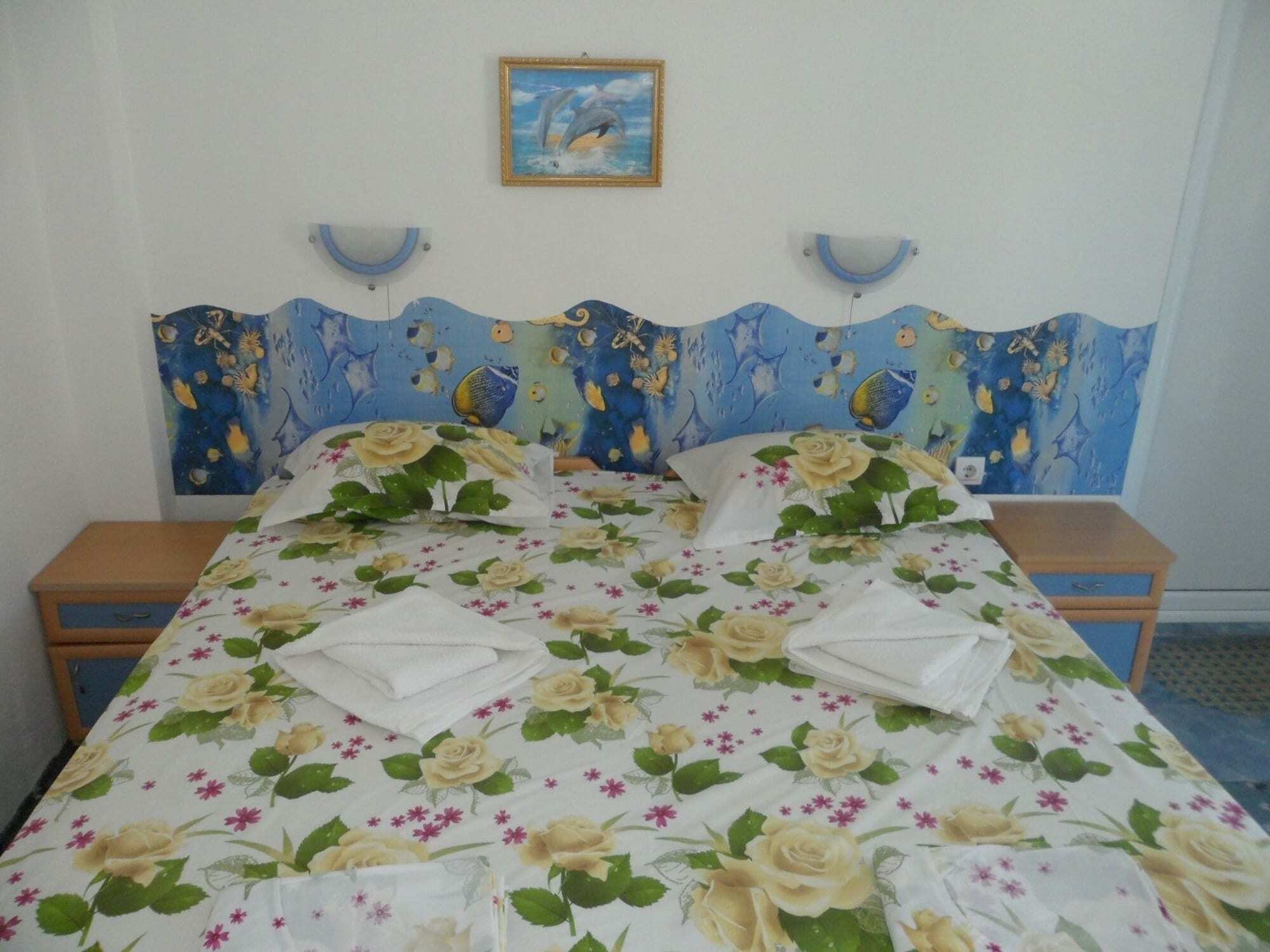 Sianie Guest House Равда Экстерьер фото