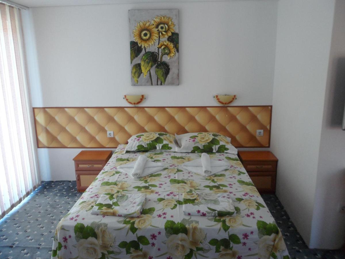 Sianie Guest House Равда Номер фото